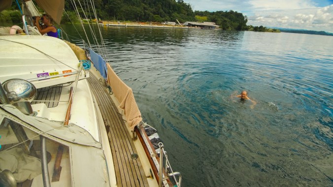Jöurn in for a swim