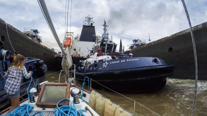 Shannon rushing to the bow to secure the other end of the bow line